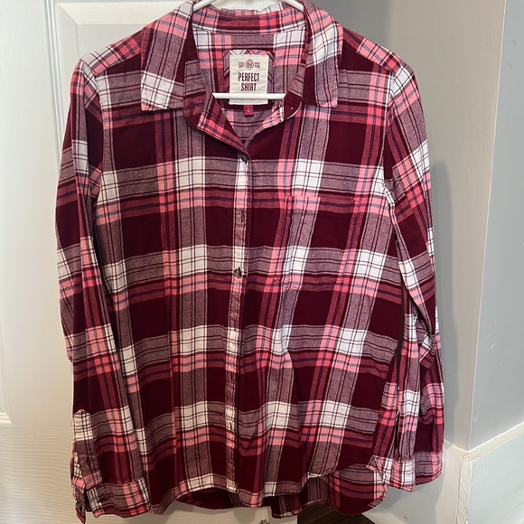Size Large Juniors flannel - Picture 3 of 3